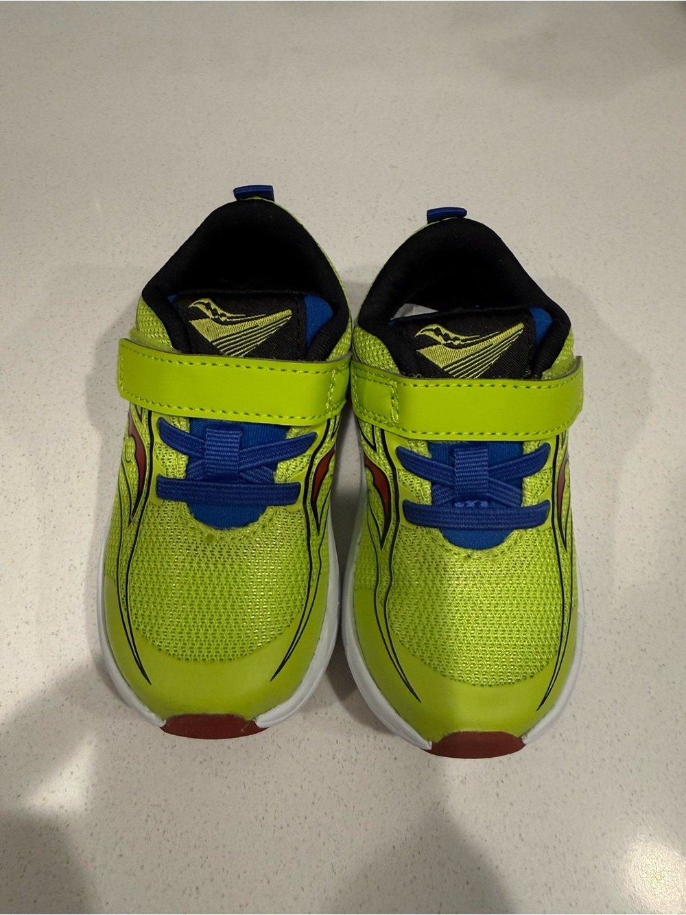 Saucony Neon Green and Blue Kids' Hook-and-Loop Sneakers Size 5